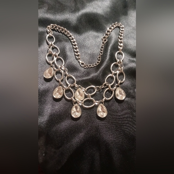 Large clear faux gems with layered chain statement necklace large links 26 inch - Picture 3 of 4